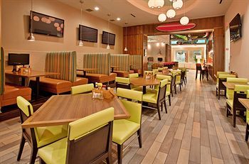 Hotel Holiday Inn Resort Pensacola Beach Gulf Front