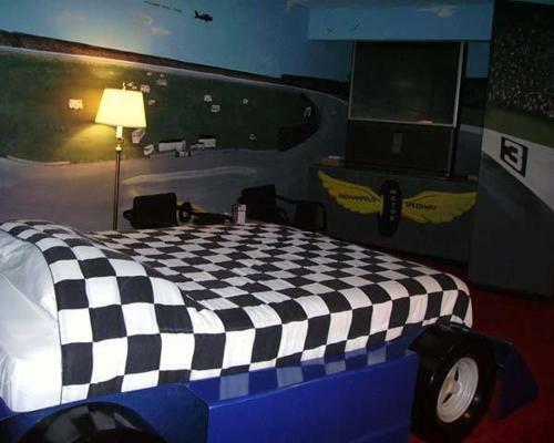 Red Carpet Inn Fanta Suites Hotel