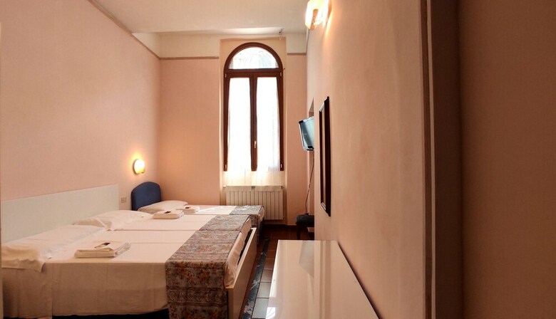 Hotel  Rita  Major