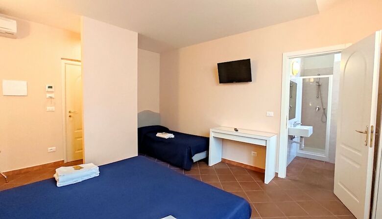 Hotel  Rita  Major
