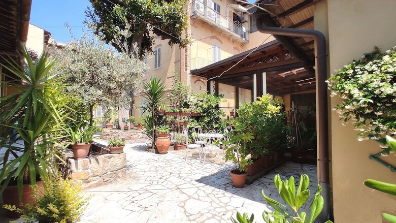 Hotel  Rita  Major