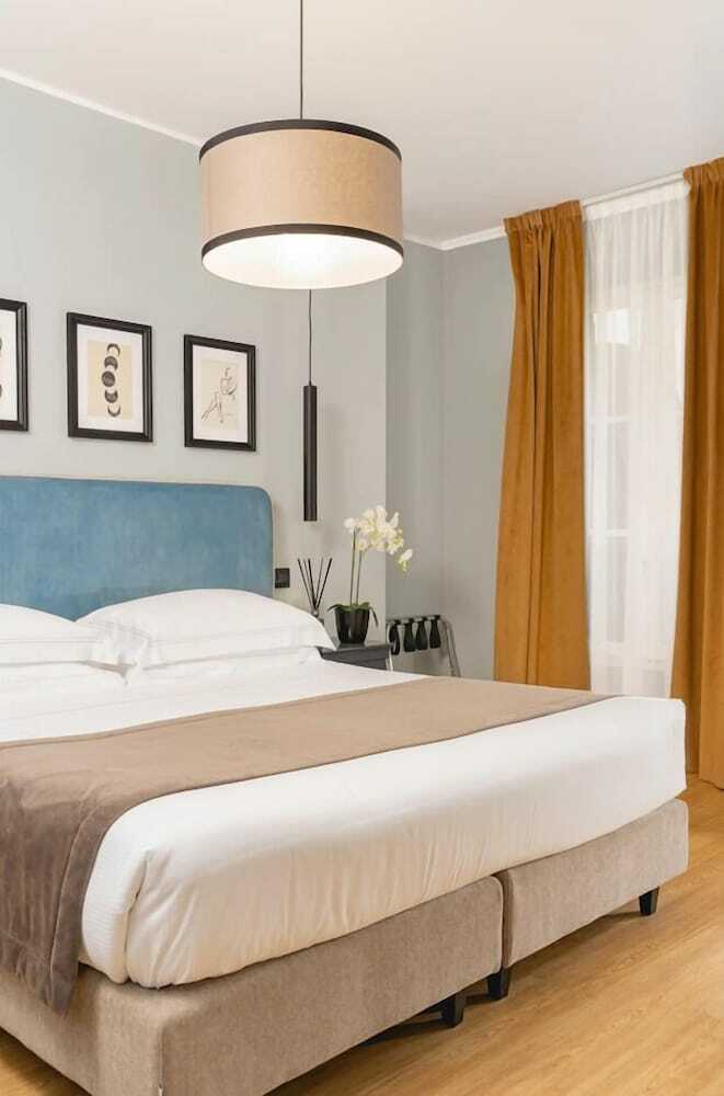 Flom Boutique Hotel