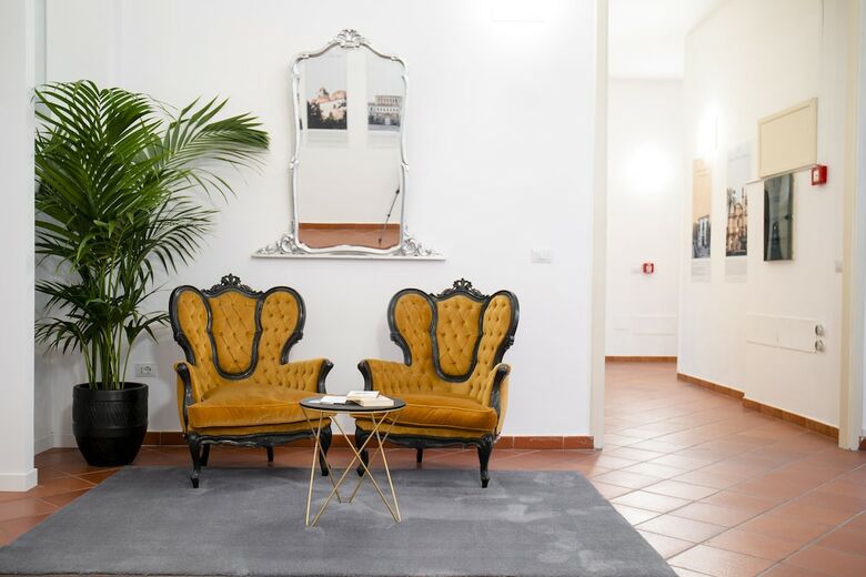 Ballar� Hotel