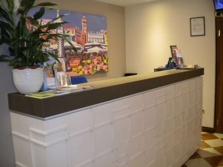 Hotel Aurora