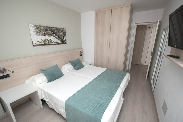 Aparthotel Apartamentos Olive Beach