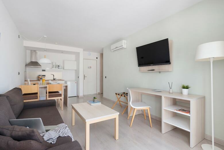 Aparthotel Apartamentos Olive Beach