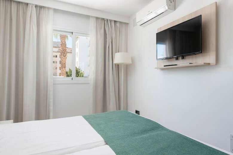 Aparthotel Apartamentos Olive Beach