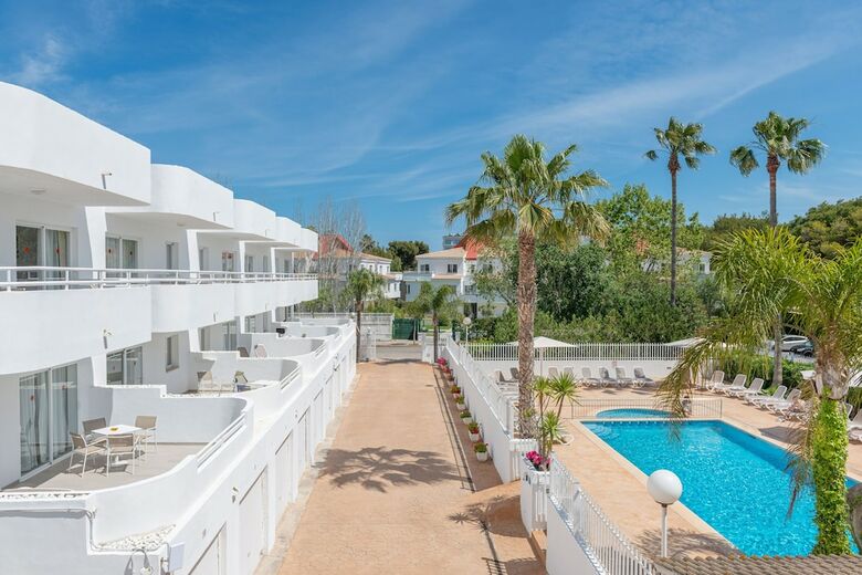 Aparthotel Apartamentos Olive Beach
