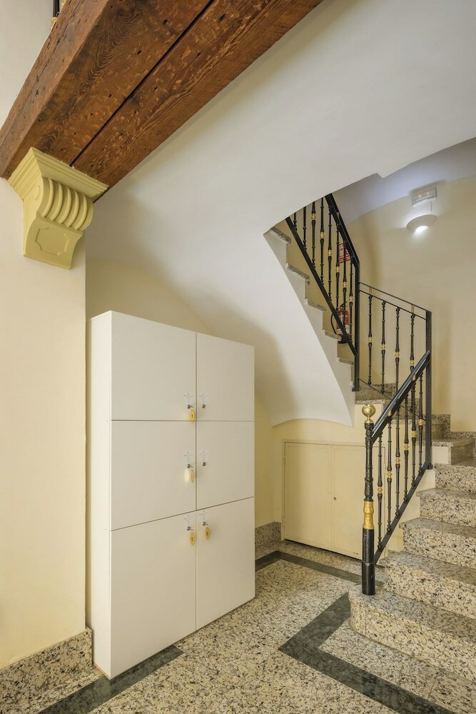 Aparthotel Macflats Valencia Puerto