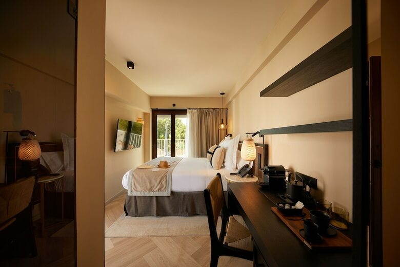 Belle Marivent Petit Hotel