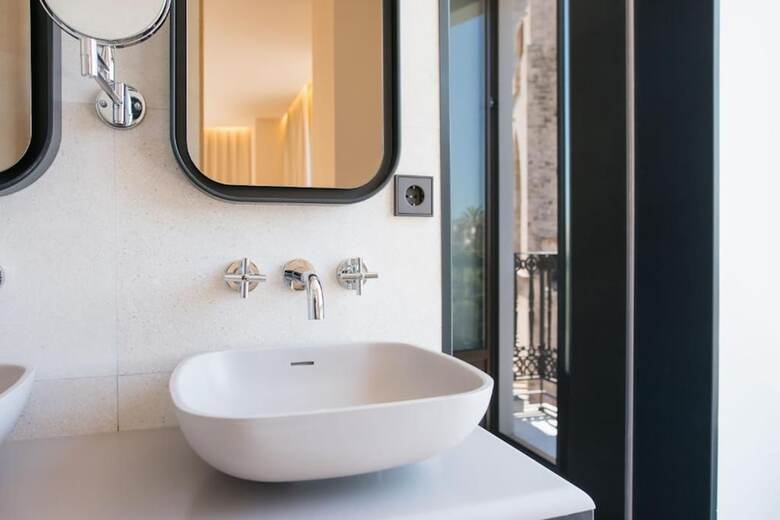 Hotel Myr Puerta Serranos