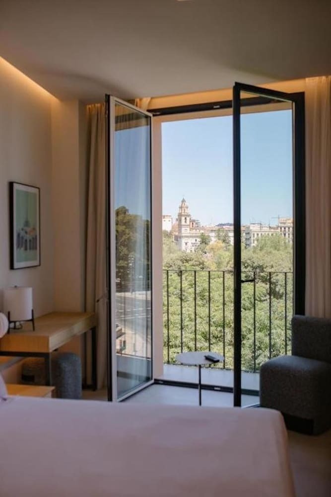 Hotel Myr Puerta Serranos