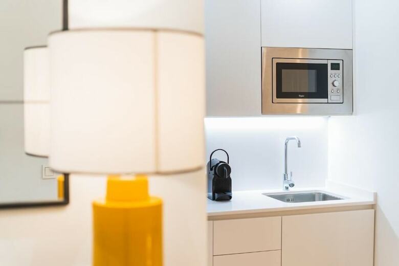 Hotel Debamb� Suites