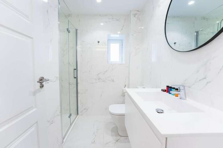 Hotel Debamb� Suites