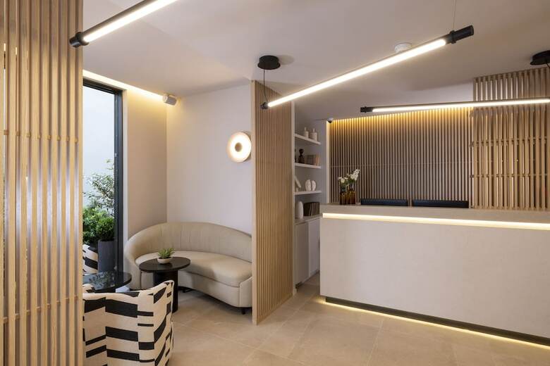Hotel H�tel Est�