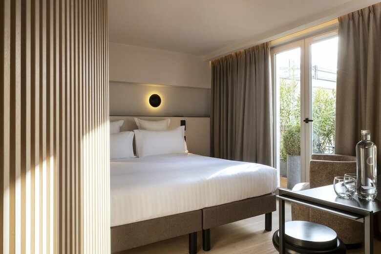 Hotel H�tel Est�
