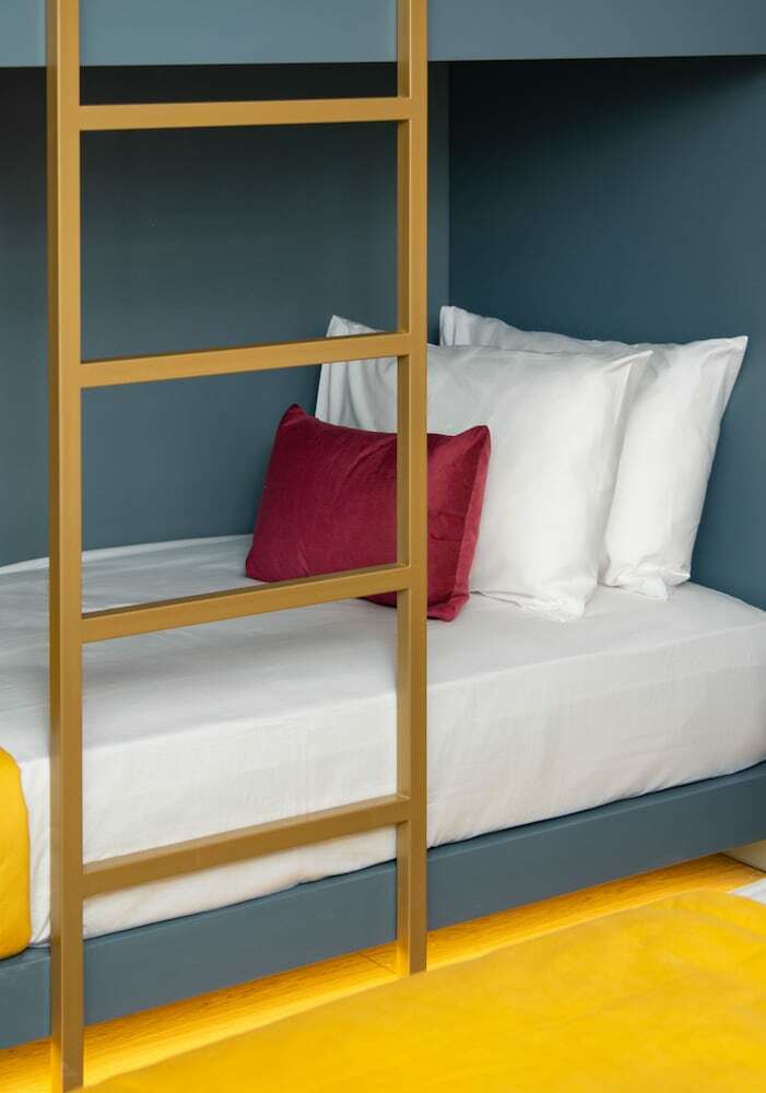 Colors Hotel Athens
