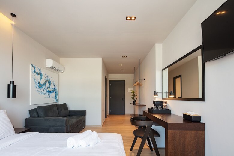 Hotel Athens Tower