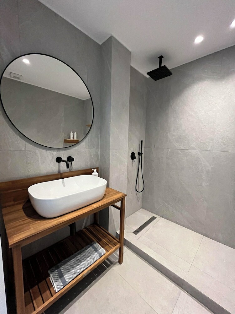Hotel Athens Tower