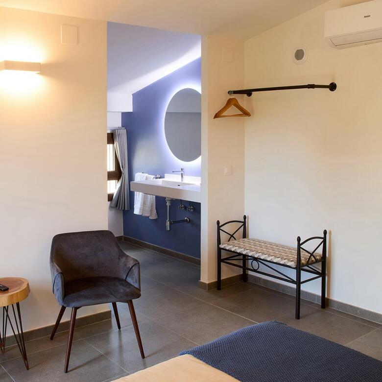 Hostal Hotel Mas Aguil�