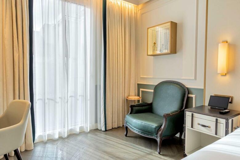 Hotel The Emerald House Lisbon - Curio Collection By Hilton