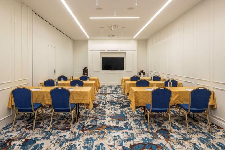Hotel The Emerald House Lisbon - Curio Collection By Hilton
