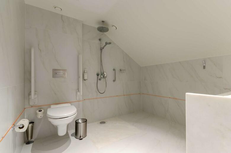 Hotel The Emerald House Lisbon - Curio Collection By Hilton