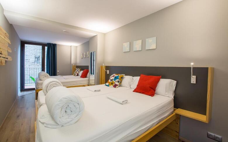 Yeah Barcelona Hostel