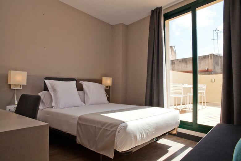 May Ramblas Hotel