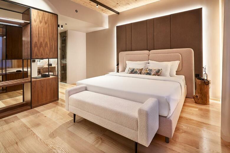 The Log Porto Hotel By Piamonte Hotels