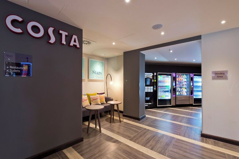 Hotel Premier Inn Heathrow Airport Terminal 4