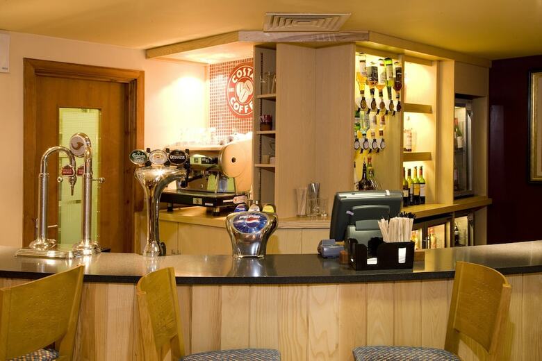 Hotel Premier Inn Heathrow Airport - M4/j4