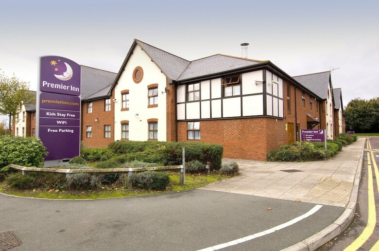 Hotel Premier Inn Chester Central - South East