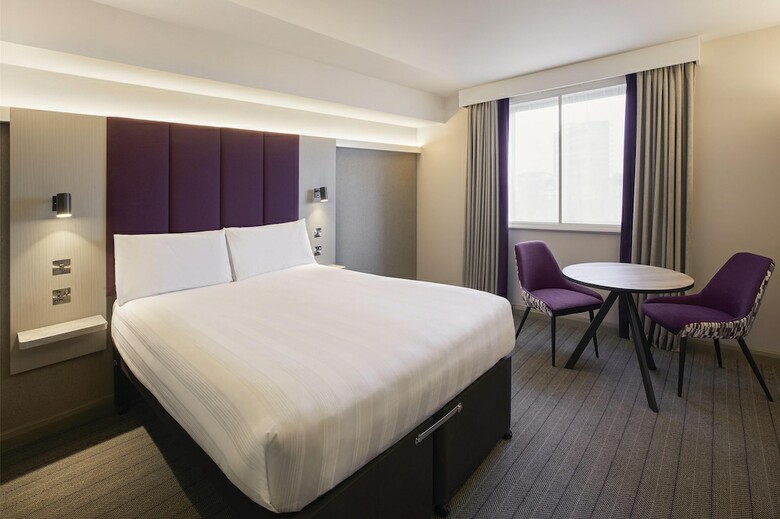 Hotel Premier Inn Gatwick Crawley - Goff's Park