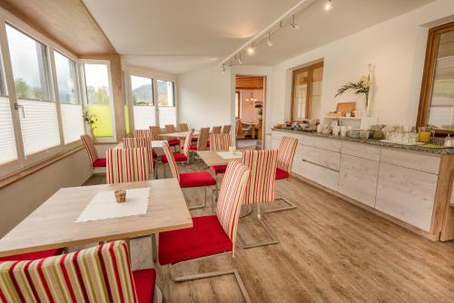Hostal G�stehaus Gratz
