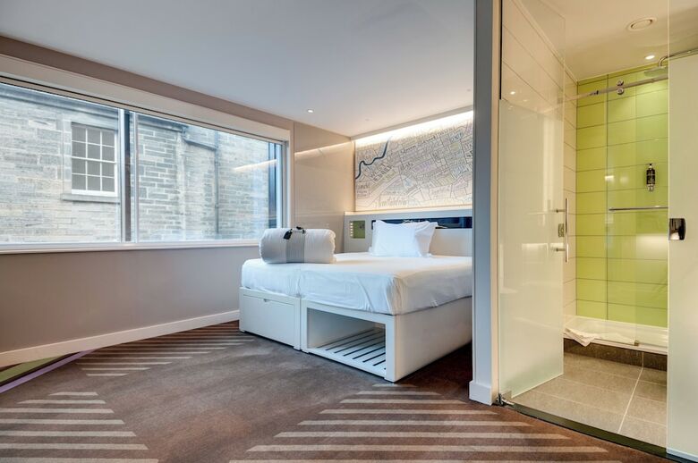 Hotel Hub By Premier Inn Edinburgh - Royal Mile