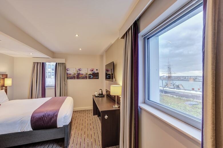 Hotel Premier Inn Portsmouth Dockyard