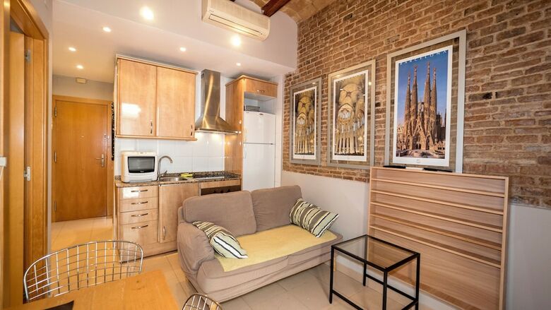 Bebarceloner Francesc Macia Apartments
