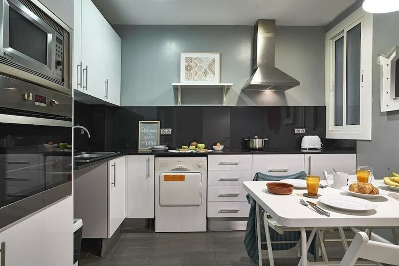 Bebarceloner Francesc Macia Apartments