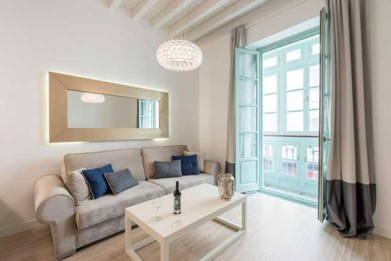 Apartamentos Bibo Suites Palacio Cabrera Lillo