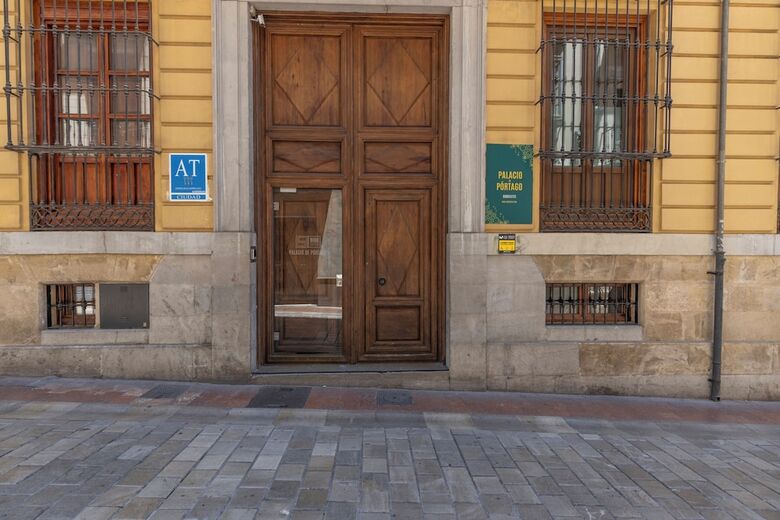 Apartamentos Bibo Suites Palacio De P�rtago