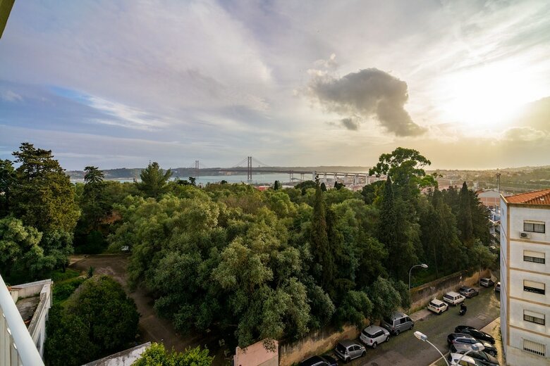 270 Panoramic View Premium Apartment