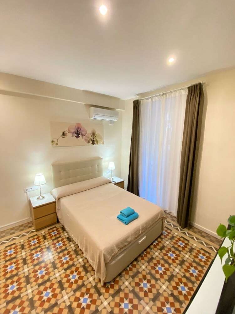 Apartamentos Rooms Balmes