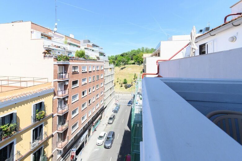 Apartamentos M Arr126d Piso De Dos Dormitorios-terraza Y Balc