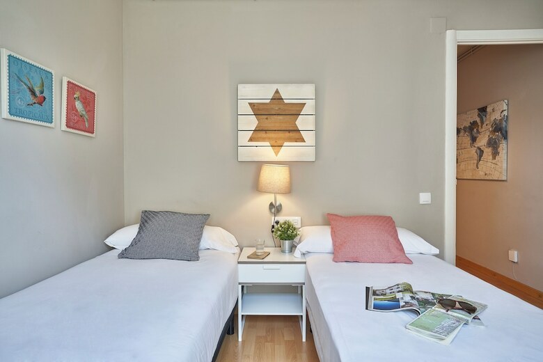 Bebarceloner Eixample Apartments
