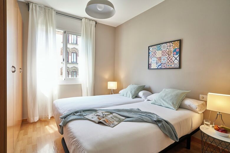 Bebarceloner Eixample Apartments