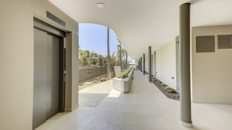 Calm Beach Apartments