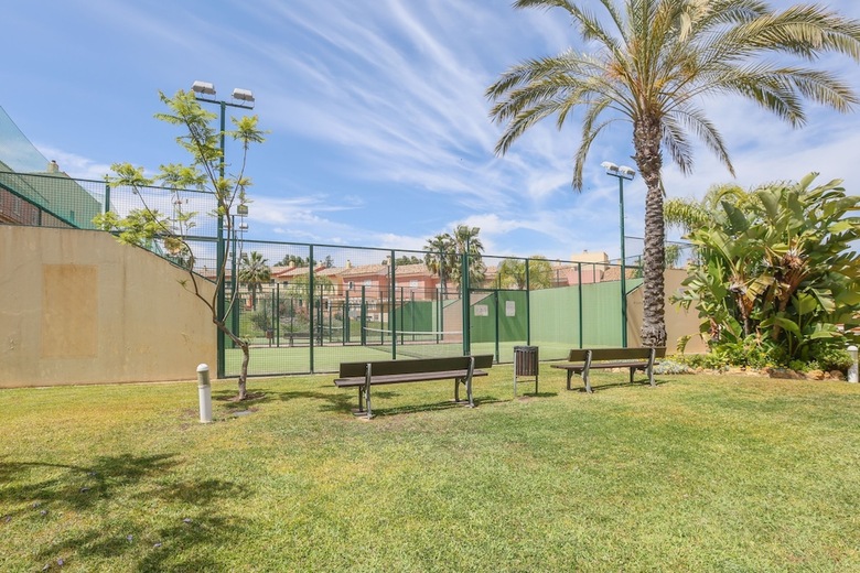 Apartamentos Las Cumbres In Islantilla