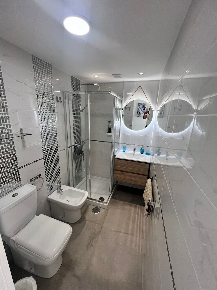 Oceanfront Condo In Playa Las Americas With Sea Views
