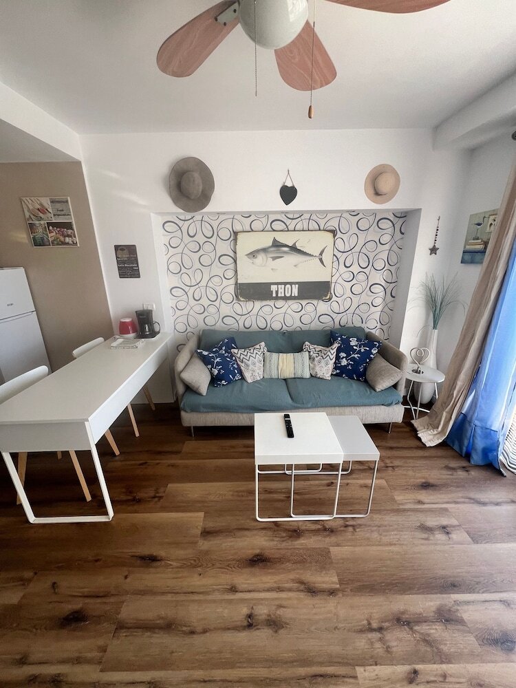 Oceanfront Condo In Playa Las Americas With Sea Views